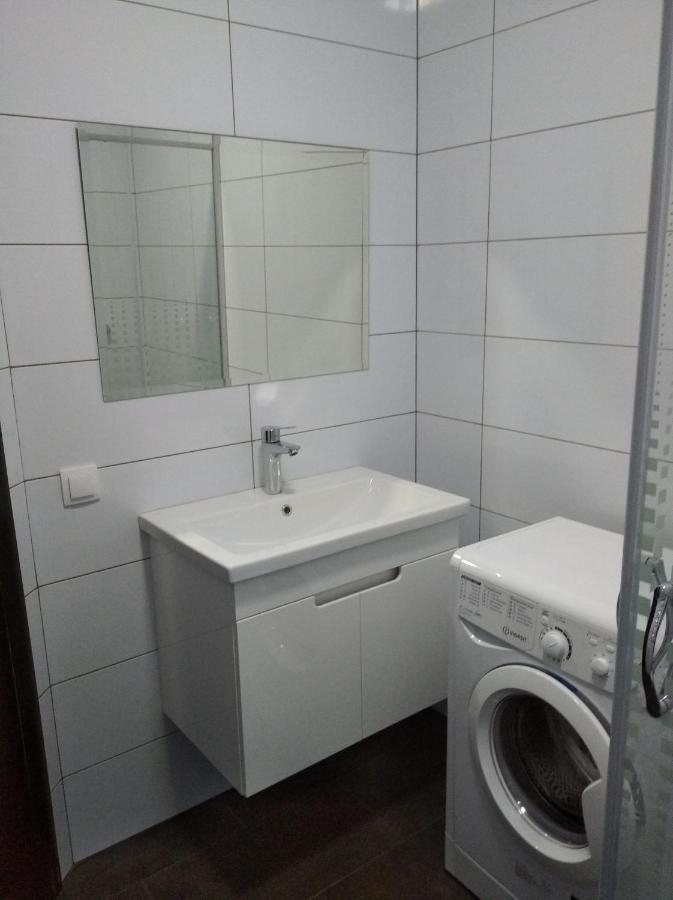 White Apartment Poltava Bagian luar foto